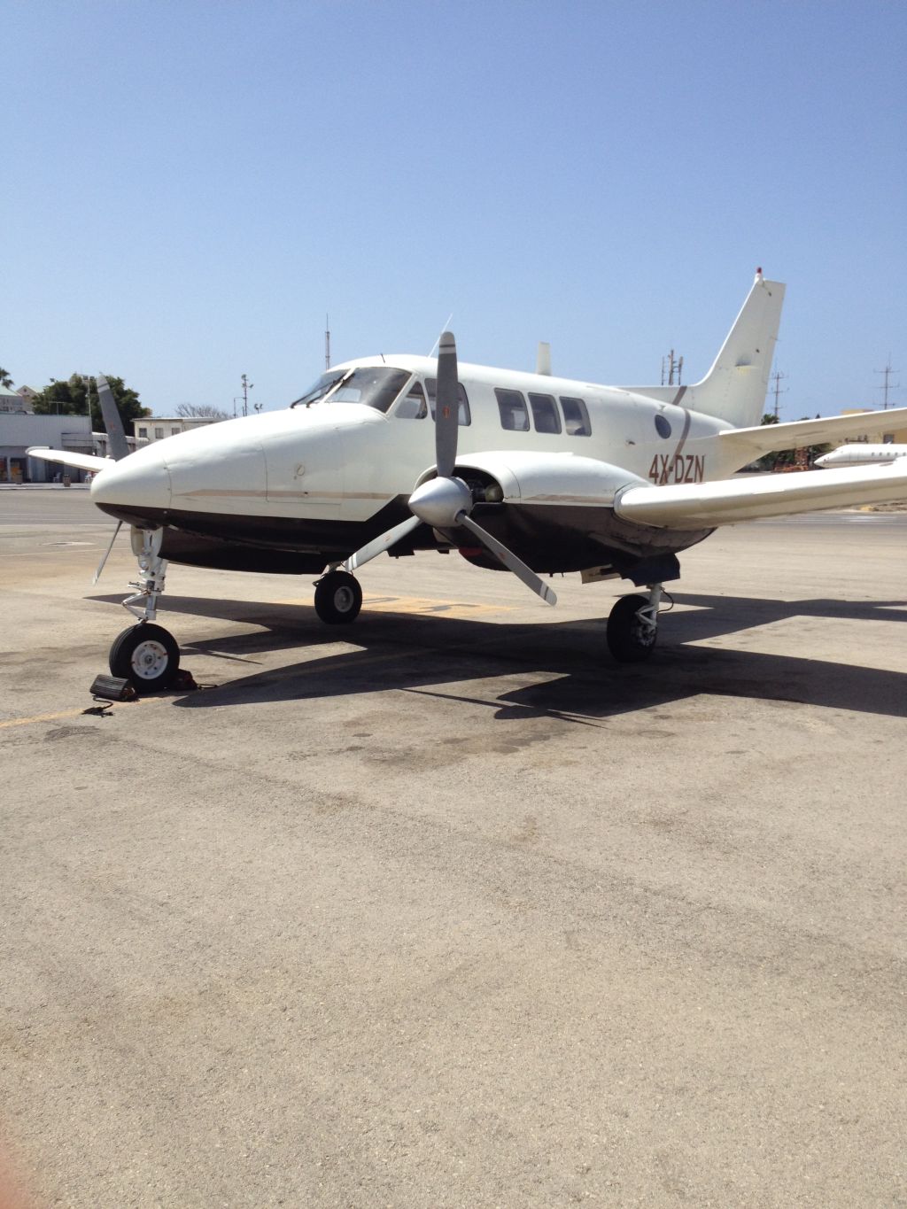 Beechcraft B80 Queen Air For SALE for Sale